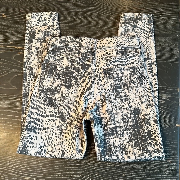 EXPRESS Stretch Skinny High Rise Snake Print Jeans, size 0 NWT - Picture 6 of 15